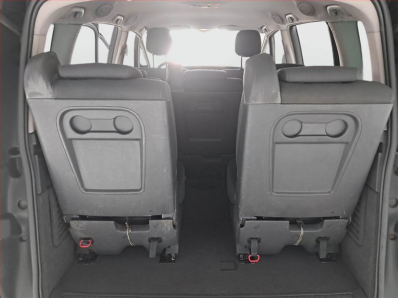 Renault Espace (2007) 2.0 dCi, nová STK, Tažné - fotka 16 z 16