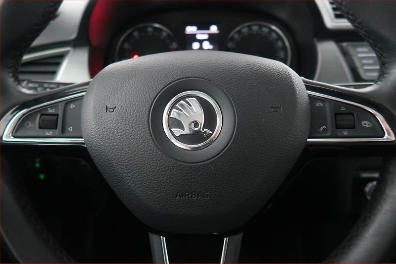 Škoda Fabia (2017) Style 1.2 TSI, Tempomat - fotka 16 z 18