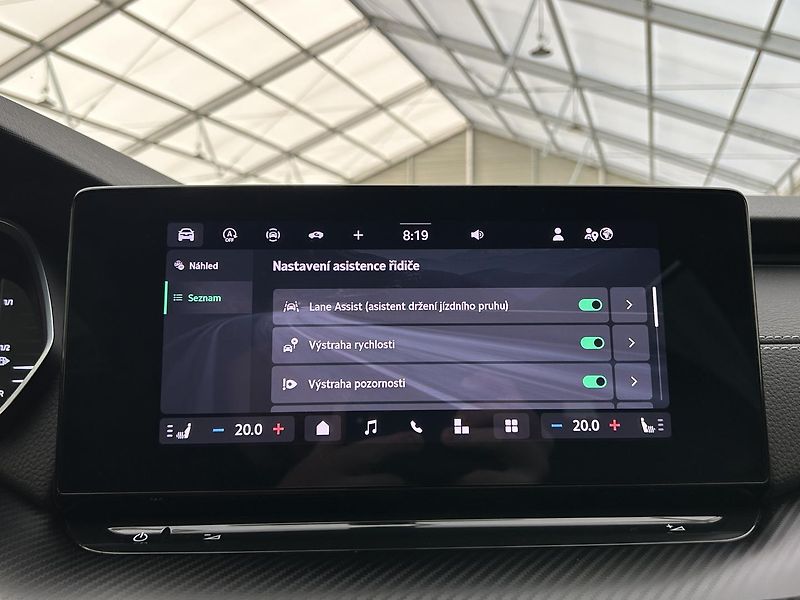 Škoda Octavia 2.0 TSI 4x4 SportLine - fotka 12 z 31