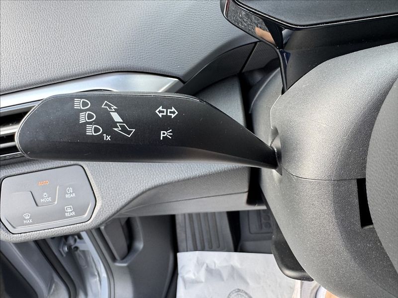 Volkswagen ID.4 0,0 PURE DPH 1.maj. původ ČR - fotka 28 z 50