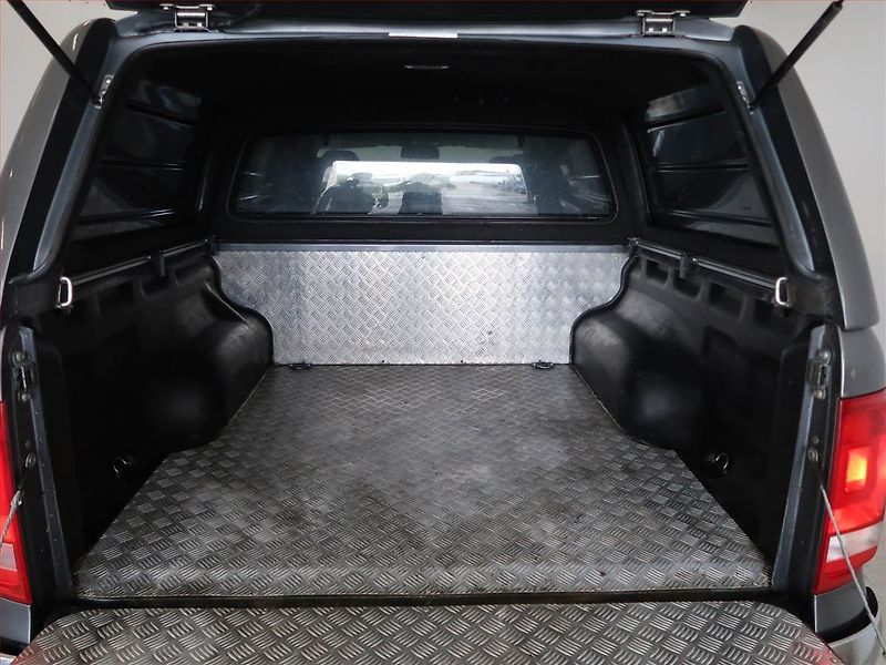 Volkswagen Amarok (2012) 2.0 BiTDI, 4X4, Tempomat - fotka 13 z 14
