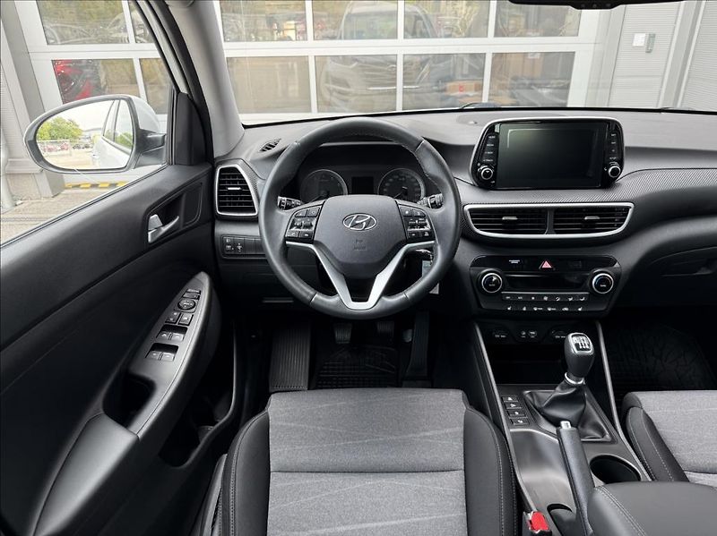 Hyundai Tucson 1,6 T-GDI  Traveller - fotka 15 z 26