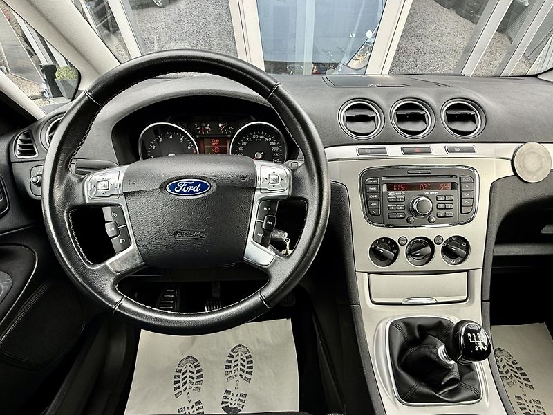 Ford S-MAX 1,6 SCTi AKCE ! - fotka 21 z 27