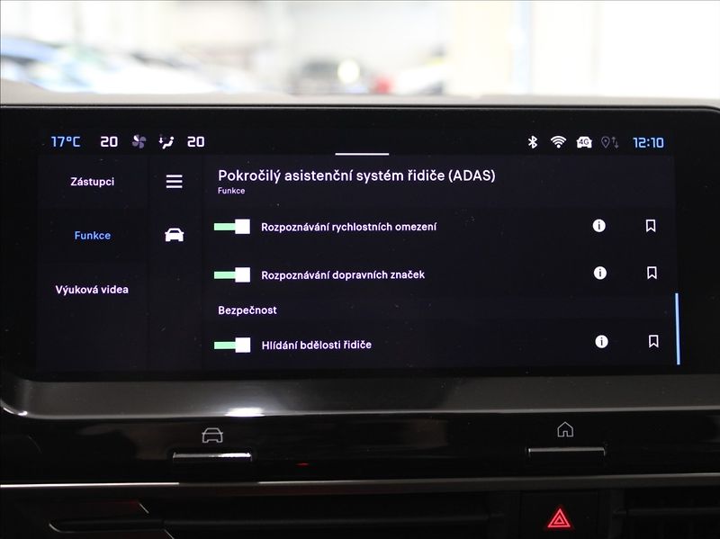 Citroën C5 X 1,2 PT 96kW AT Akční cena! - fotka 14 z 23