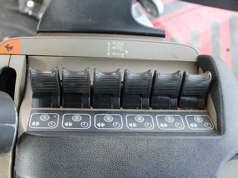 Case QUADRAC 620, TBZ - fotka 18 z 22
