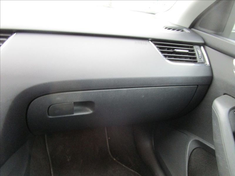 Škoda Octavia Combi 2.0TDi DSG, Scout - fotka 10 z 41