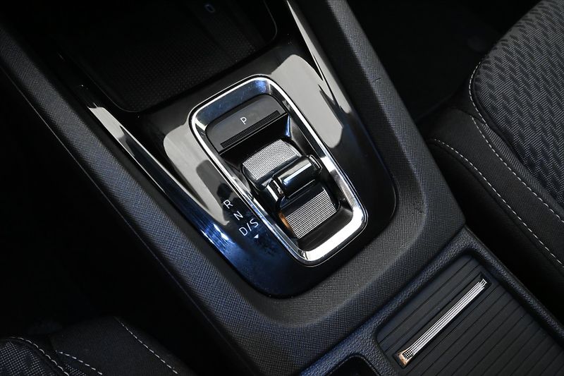 Škoda Octavia 2,0 TDI 110 kW DSG STYLE Záruk - fotka 23 z 32
