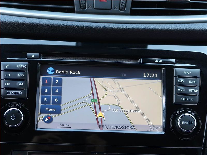 Nissan Qashqai (2014) 1.5 dCi, Serv.kniha, Navi - fotka 13 z 17