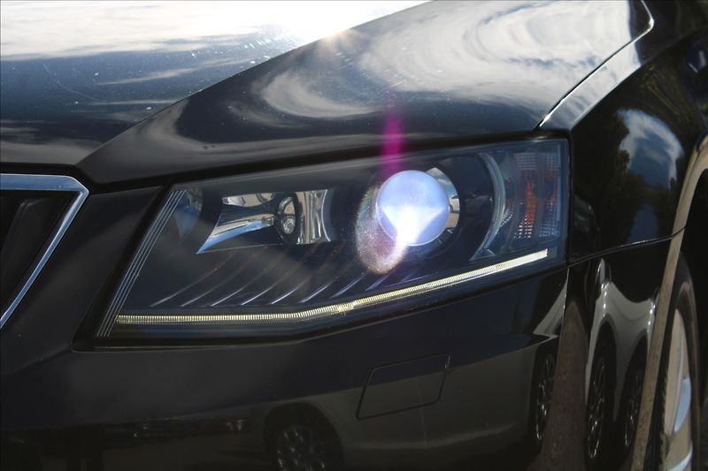 Škoda Octavia 2,0 TDI  ČR,TAŽNÉ,ELEGANCE - fotka 32 z 33
