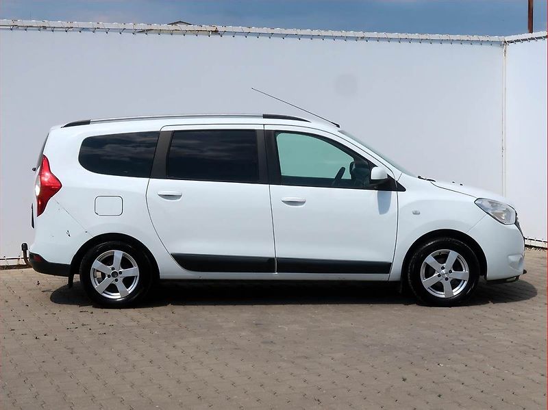 Dacia Lodgy (2017) 1.6 SCe, Serv.kniha, Tempomat - fotka 6 z 14