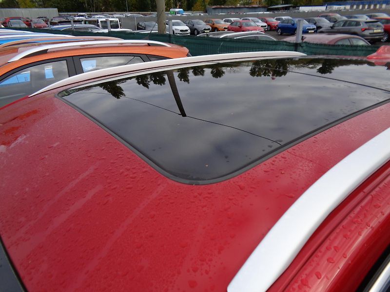 MG EHS 1,5 PHEV 10 AT, Exclusive - fotka 36 z 41