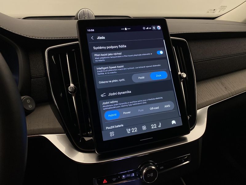 Volvo XC90 T8 AWD RECHARGE BRIGHT PLUS 7m - fotka 51 z 67