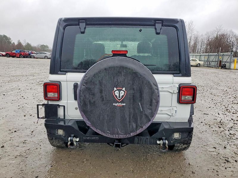 Jeep Wrangler (2019) SPORT - fotka 6 z 11
