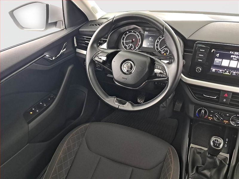 Škoda Scala (2021) 1.0 TSI, Tempomat - fotka 7 z 16