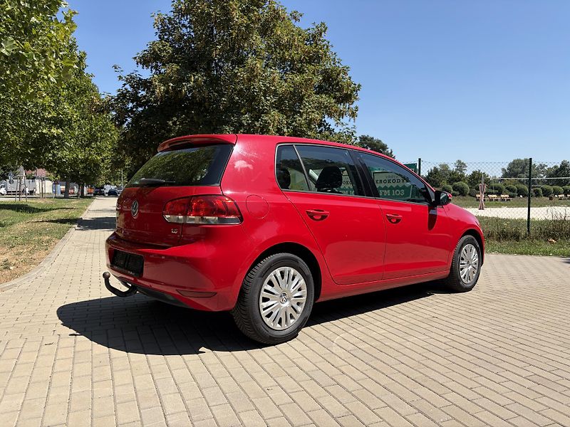 Volkswagen Golf 1.4 75kw Trend - fotka 10 z 29