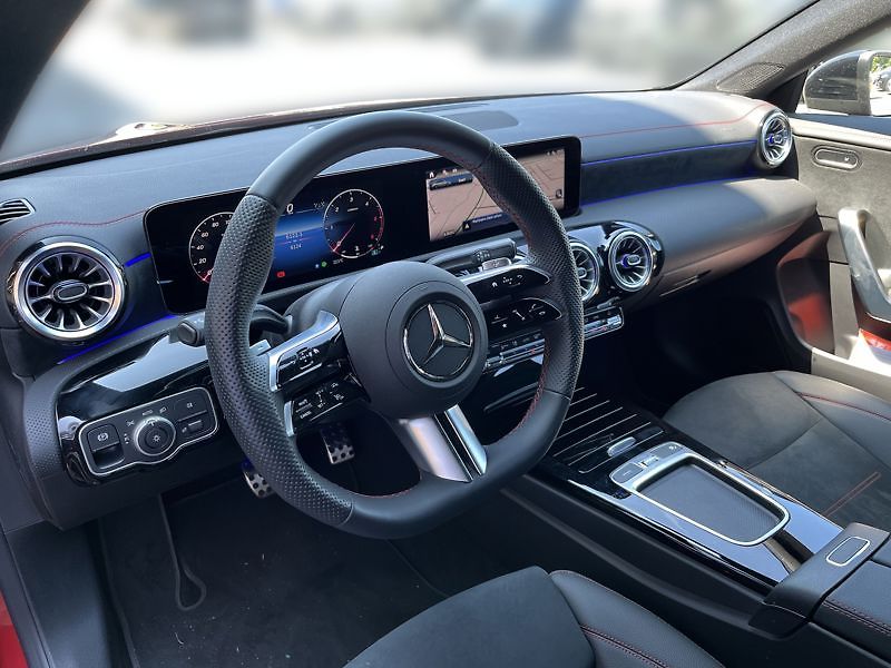 Mercedes-Benz CLA Třída 200 d Shooting Brake AMG - fotka 10 z 20