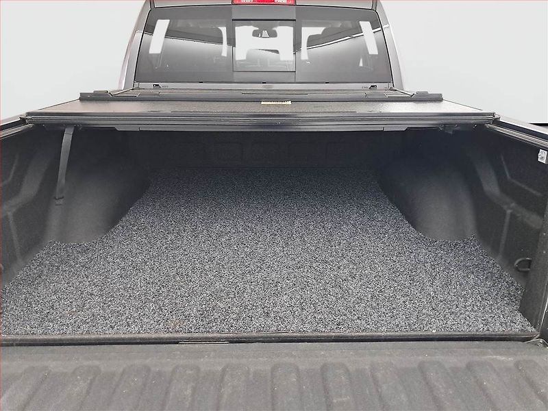 RAM 1500 (2020) 5.7 V8 Hemi - fotka 14 z 18
