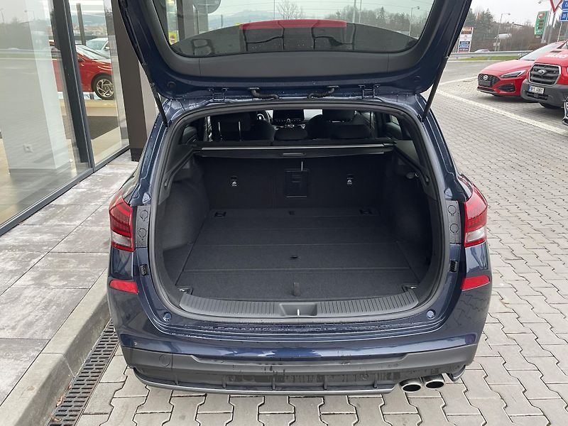 Hyundai i30 1,5 T-GDI MHEV 103kW N-line AT - fotka 6 z 32