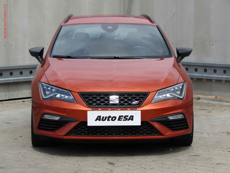Cupra Leon (2018) 2.0 TSi ČR, DSG, park - fotka 2 z 23