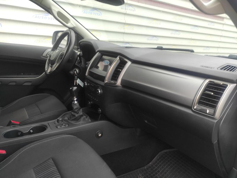Ford Ranger 2.0EB DC XLT 4x4, Naviják, TZ - fotka 9 z 23