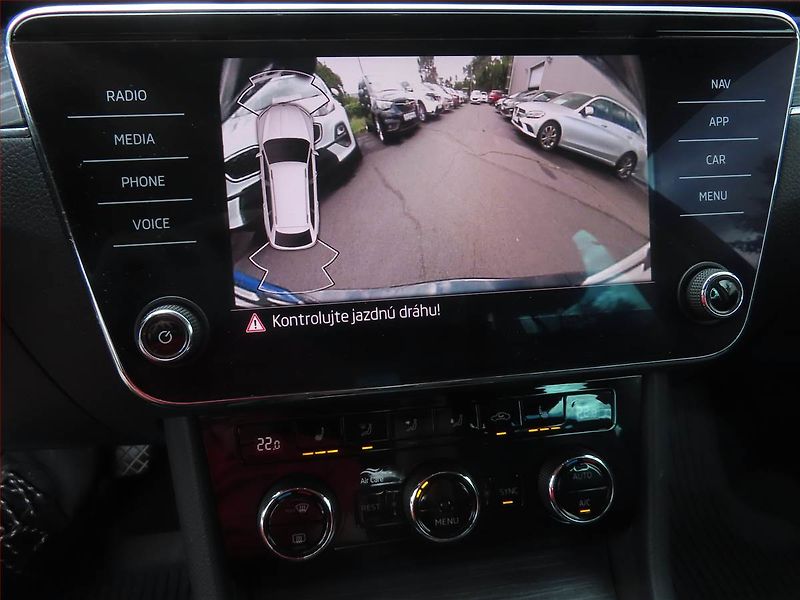 Škoda Superb (2020) Style 2.0 TDI, Automat - fotka 21 z 25