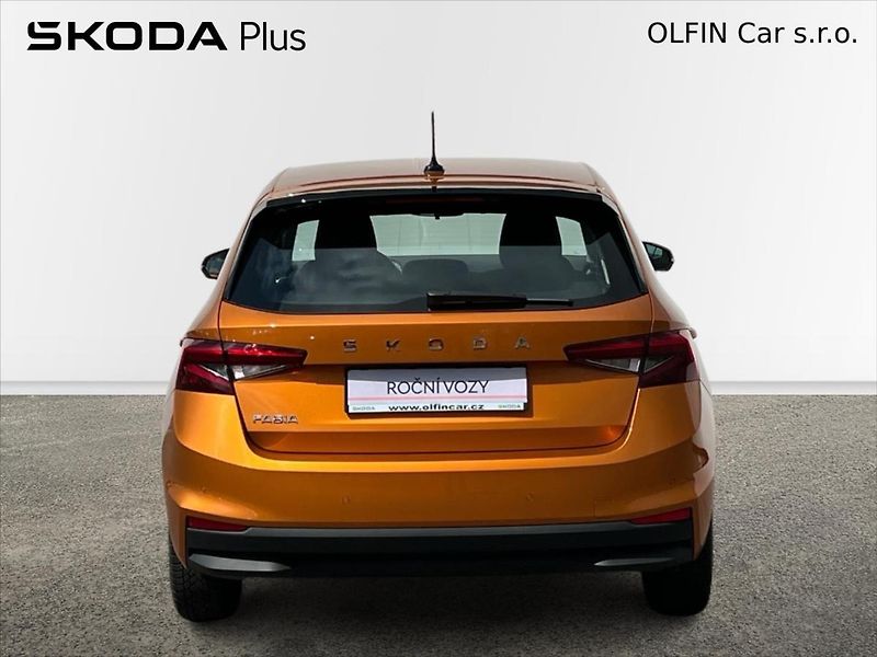 Škoda Fabia 1,0 TSi 70kW SELECTION  IV. - fotka 9 z 23