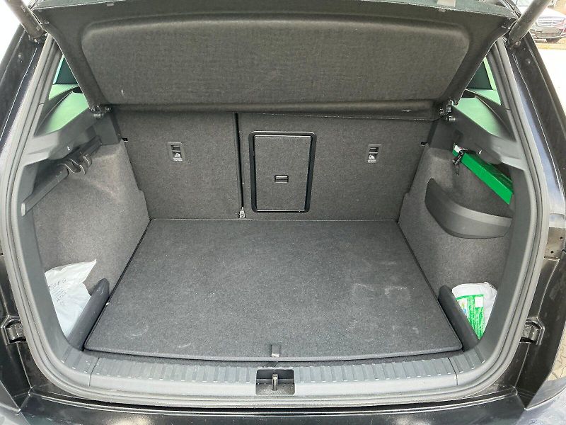 Škoda Karoq (2024) 2.0 TDI 4x4 DSG SportLine - fotka 21 z 32