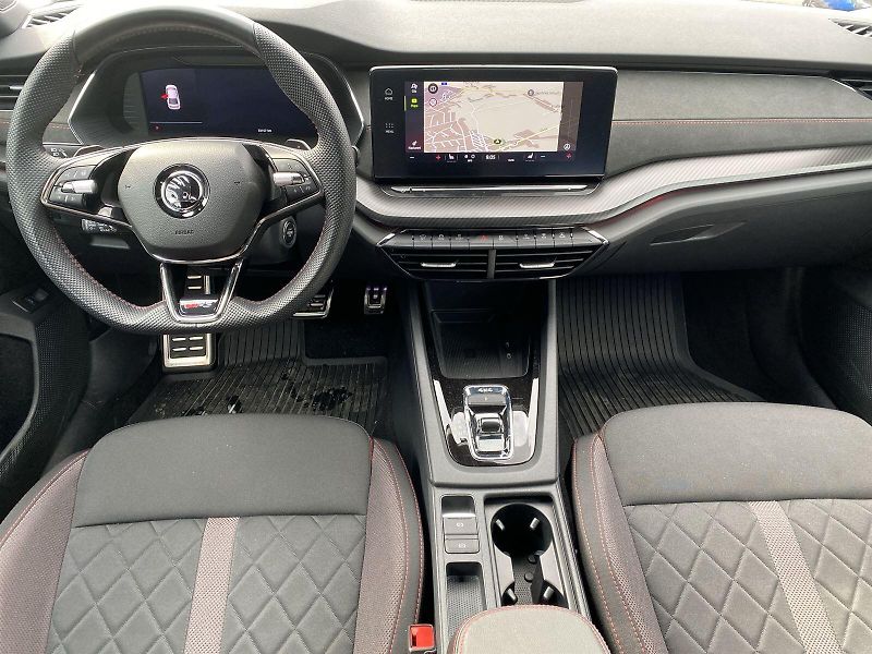 Škoda Octavia (2023) 2.0 TDI 4x4 DSG RS - fotka 5 z 44