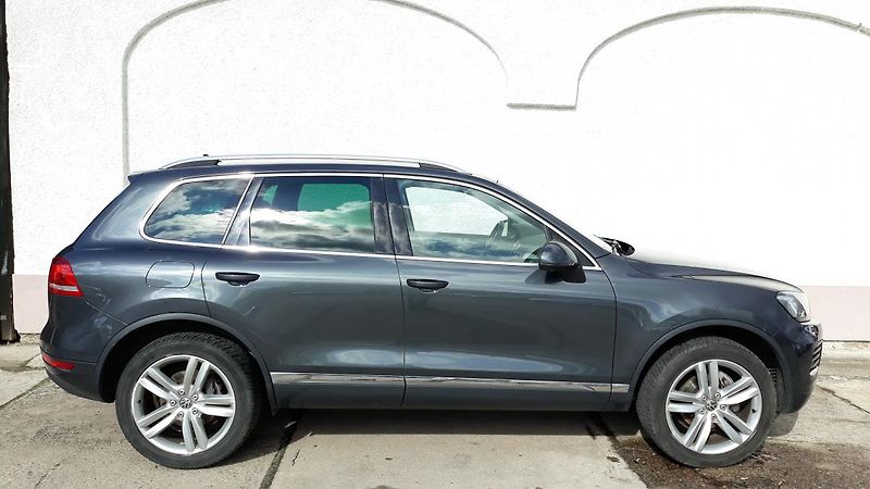 Volkswagen Touareg (2012) 3.0TDI 180KW NAVI ALU20 BIXEN  - fotografie inzerátu