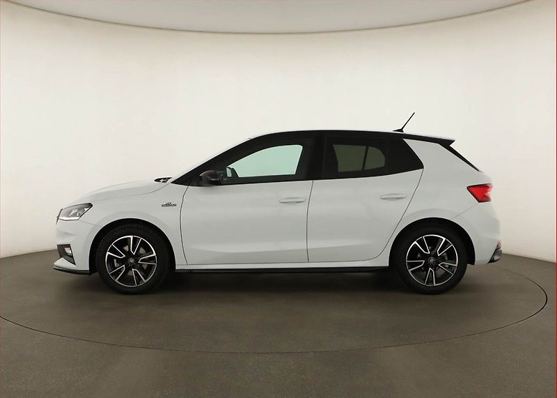 Škoda Fabia (2025) 1.0 TSI, Monte Carlo, FullLed - fotka 3 z 13