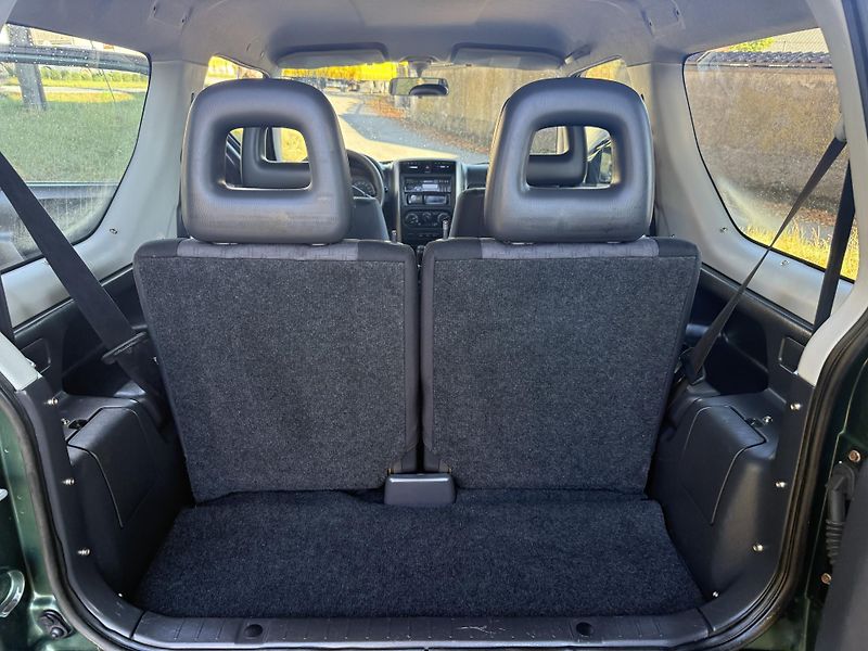 Suzuki Jimny 1,3i 4x4 TAŽNÉ SERVISKA - fotka 7 z 20