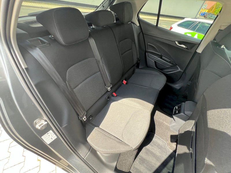 Škoda Fabia (2025) Top Selection 1.0 TSI 85 kW 7° - fotka 17 z 31