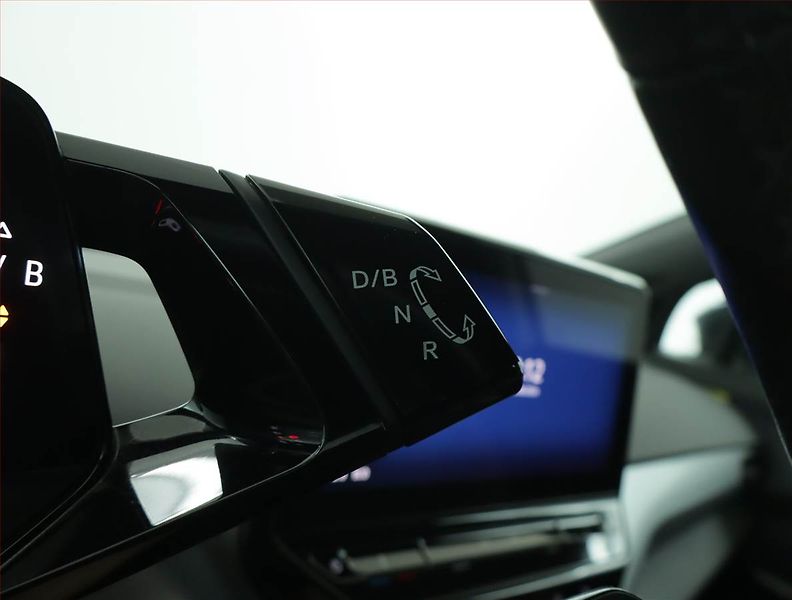 Volkswagen ID.4 (2021) 1st (82 kWh), SoH 87% - fotka 12 z 16