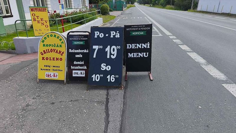 Třetí a čtvrtá generace Vaníčků se o Kopičák stará s láskou.