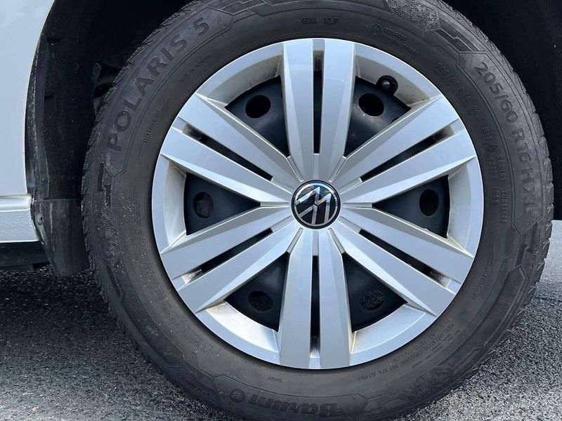 Volkswagen Caddy (2023) 2.0 TDI - fotka 7 z 20