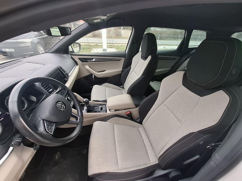 Škoda Karoq (2019) 2.0TDI,nehav,72tkm,top stav - fotka 13 z 21