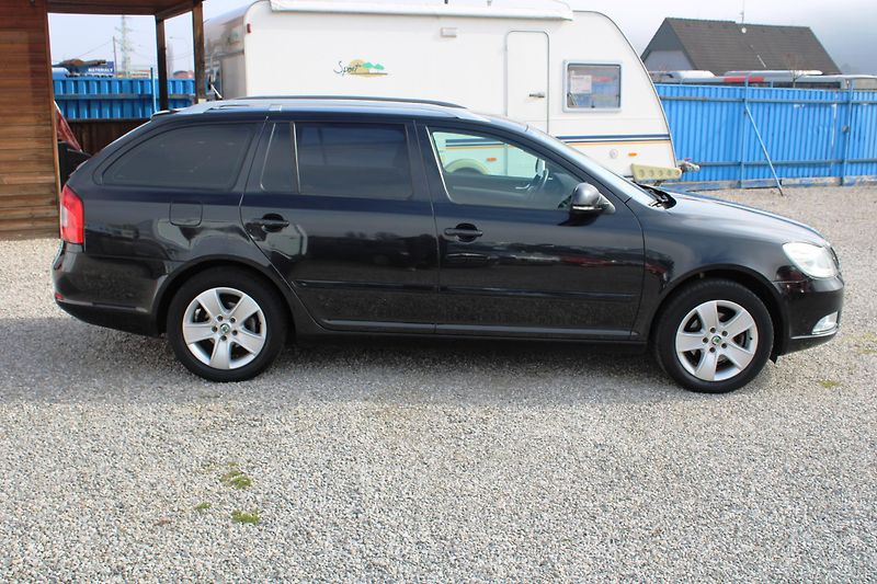 Škoda Octavia (2009) 1,4TSI KLIMA TEMPOMAT EL.OKNA  - fotka 8 z 15