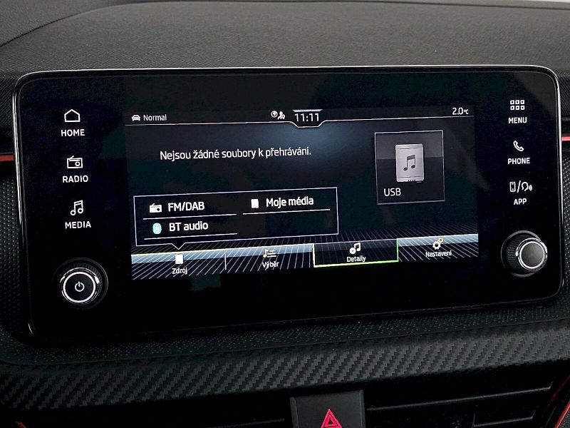 Škoda Kamiq (2024) 1.0TSi 85kW DSG MONTE CARLO TA - fotka 13 z 29