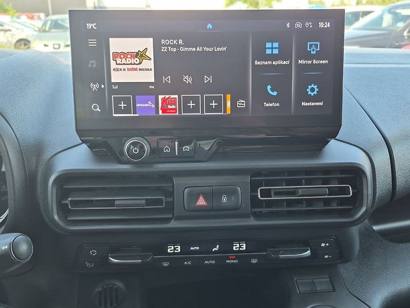 Toyota ProAce City Verso Family  1.5L 130 - 6 MT  Famil - fotka 19 z 26