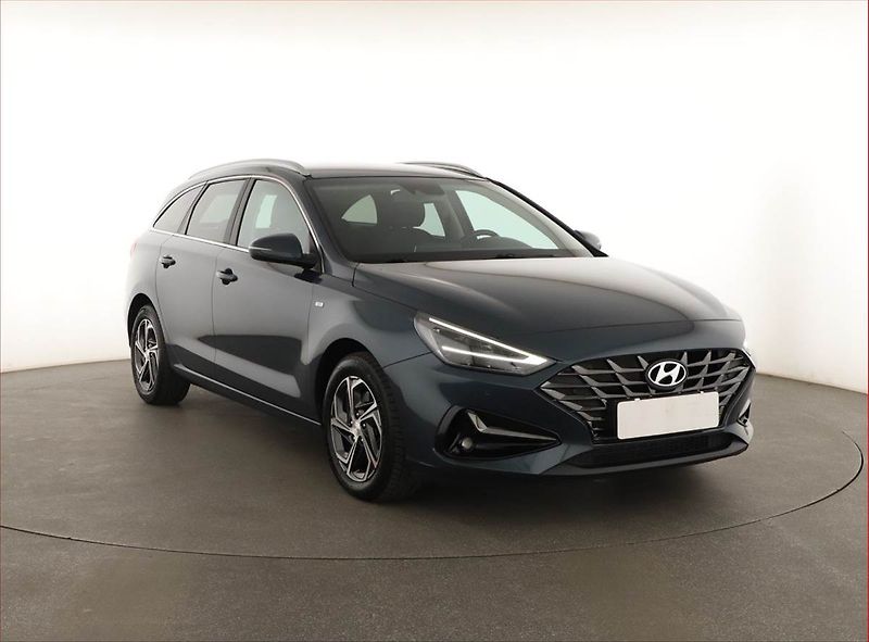 Hyundai i30 (2023) 1.5 T-GDI MHEV, Serv.kniha - fotografie inzerátu