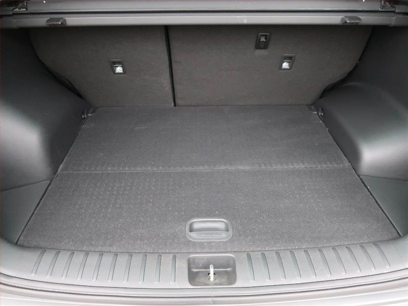 Hyundai Tucson (2020) 1.6 T-GDI, Serv.kniha - fotka 13 z 17