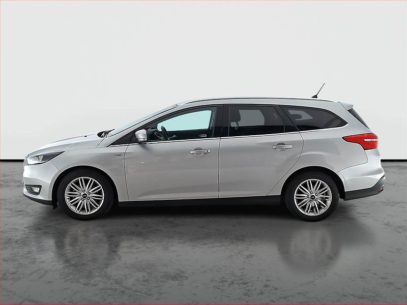 Ford Focus (2017) 1.0 EcoBoost, Navi - fotka 3 z 14