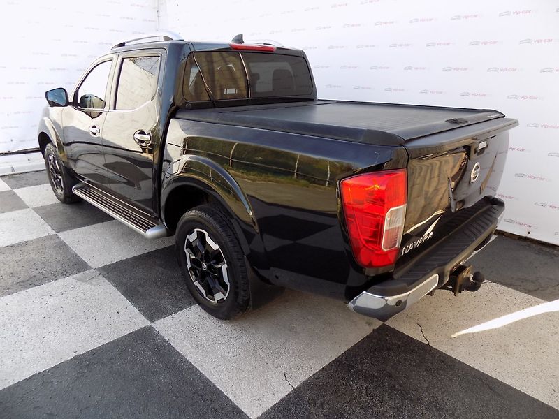 Nissan Navara (2017) 2.3DCi/4x4/Bi-xenon/NAVI/ČR/ - fotka 3 z 39