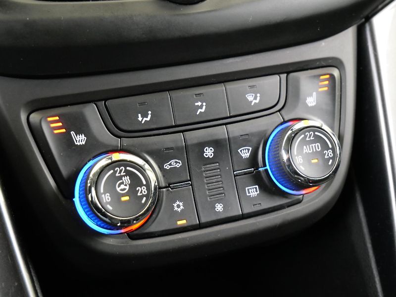 Opel Zafira - fotka 20 z 24