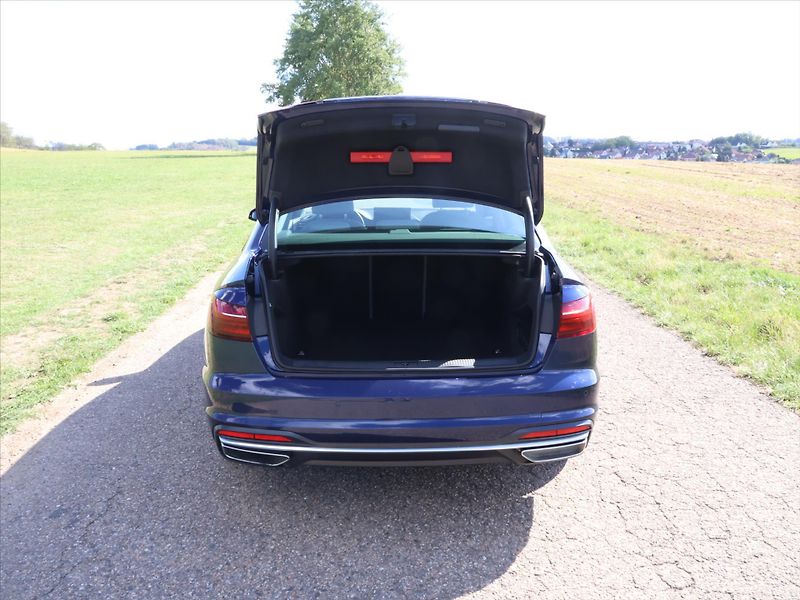Audi A4 2,0 35 TDI CZ Advanced DPH - fotka 9 z 25