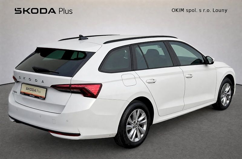 Škoda Octavia (2025) Combi Selection 2,0 Tdi 110 Kw - fotka 2 z 40