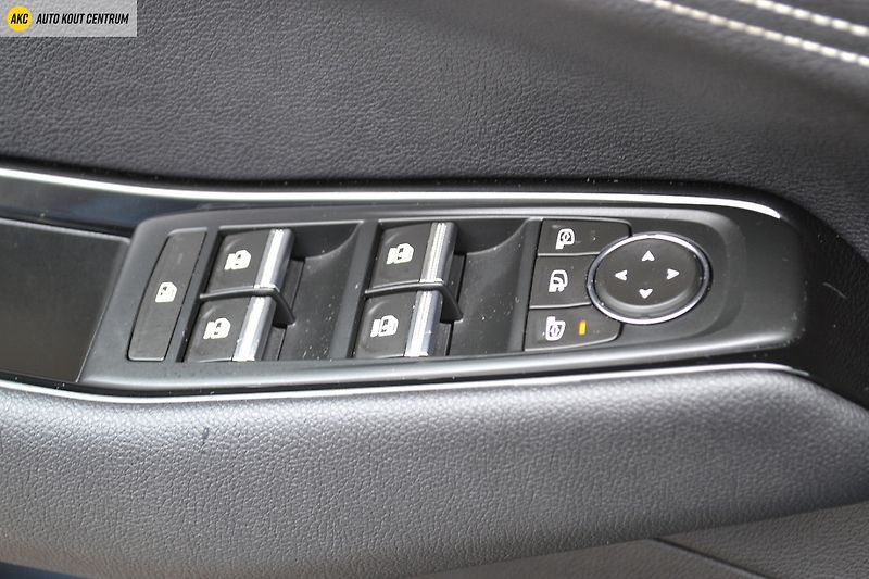Renault Austral TECHNO MHEV 160 AUTO - fotka 46 z 51