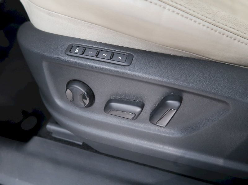 Škoda Kodiaq (2020) LAURIN&KLEMENT 2.0TSI 140KW 4x - fotka 14 z 47