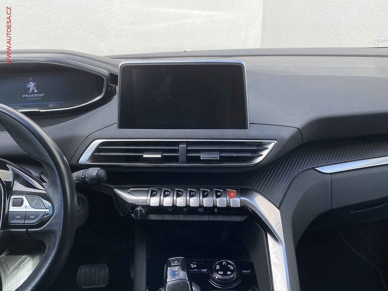 Peugeot 5008 (2019) 1.5 HDi, Active, AT, navi - fotka 12 z 19
