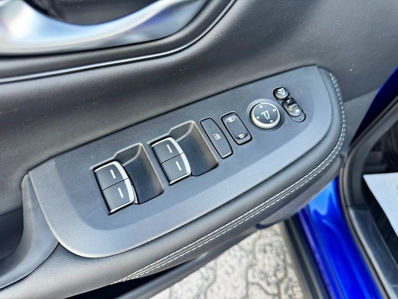 Honda ZR-V (2026) 2.0eHEV 135kW ELEGANCE skladem - fotka 23 z 34